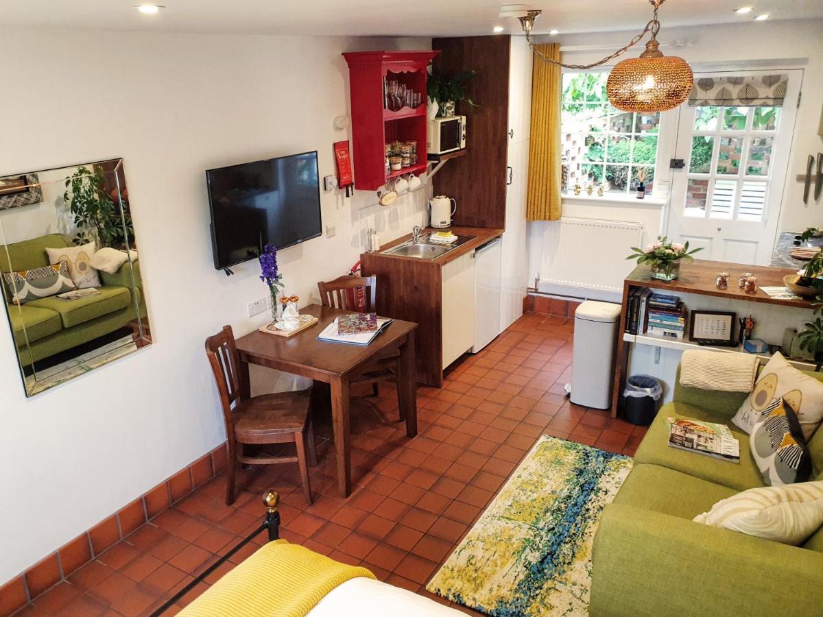The Walnut, Meopham - A Private Retreat Rural Location Meopham (Kent) Exterior foto